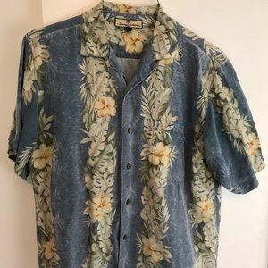 Tommy Bahama Hawaiian Shirt - Size Men’s Small